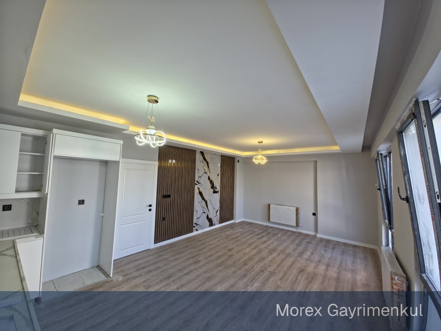 Ünye 3+1 daire geniş ve kullanışlı balkon detayı