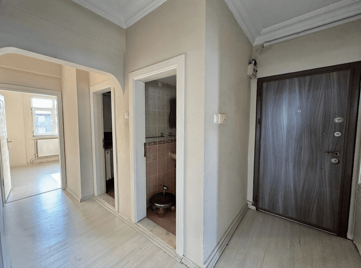 Ünye Atatürk Mahallesi 3+1 kiralık dairenin geniş salonu