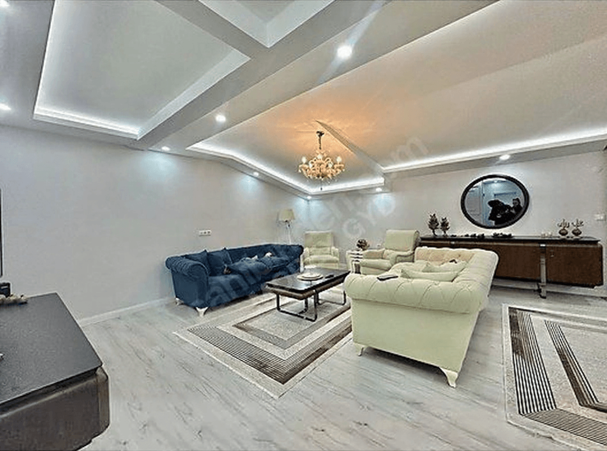 160 m² dubleks dairenin alt kat salonu