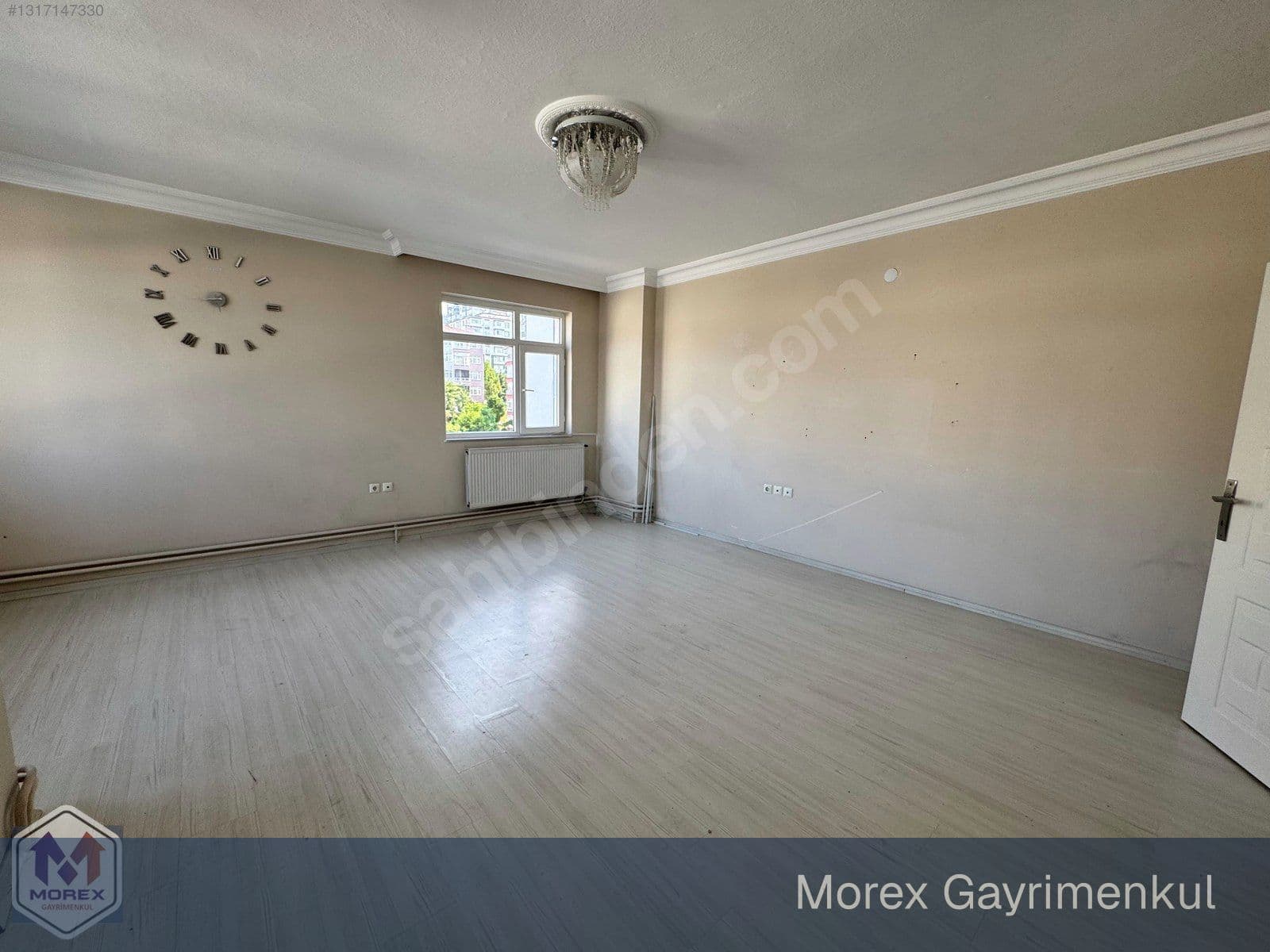 Ünye'de deniz manzaralı kiralık dairenin balkon görünümü