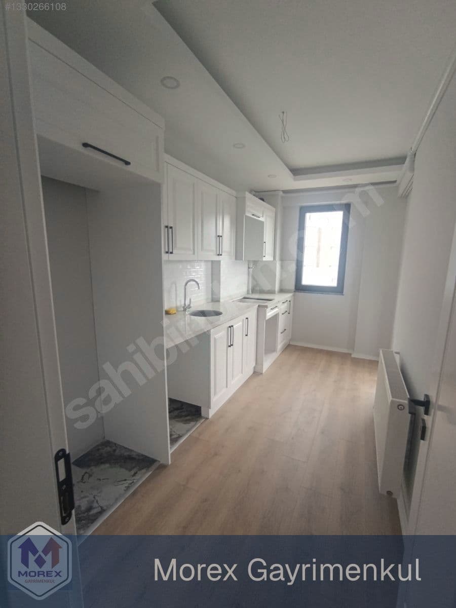 Ünye Çamurlu Mahallesi sıfır 3+1 kiralık dairenin çift asansörlü binası