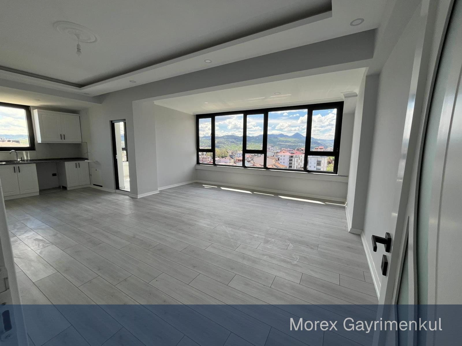 unye-cinarlik-mahallesi-ordu-satilik-unye-cinarlikta-31-genis-balkonlu-satilik-daire-3
